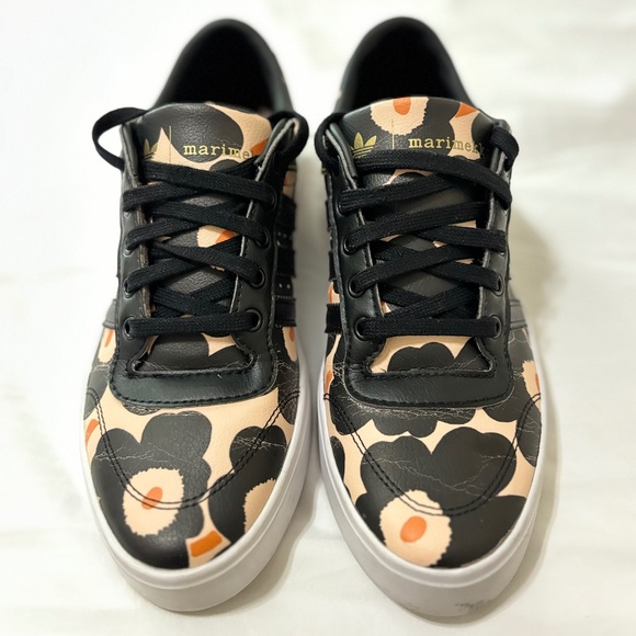 Adidas Marimekko Bryony Sneakers Shoe Floral Black Gold GW2264 Women's Size 7.5 - Picture 1 of 11